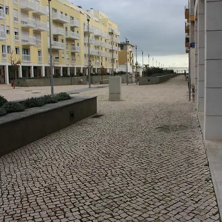 アパート Apartamento Parque Das Nacoes 4a リスボン