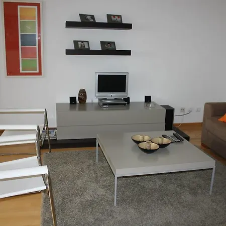 Apartamento Parque Das Nacoes 4a アパート
